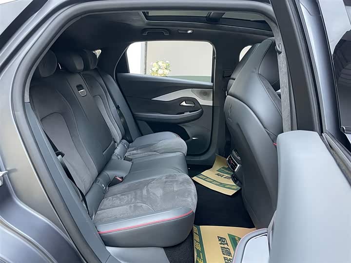 Фото 18 - BAIC Arcfox Alpha S