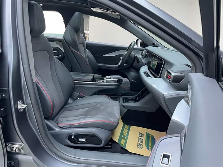 Фото 20 - BAIC Arcfox Alpha S