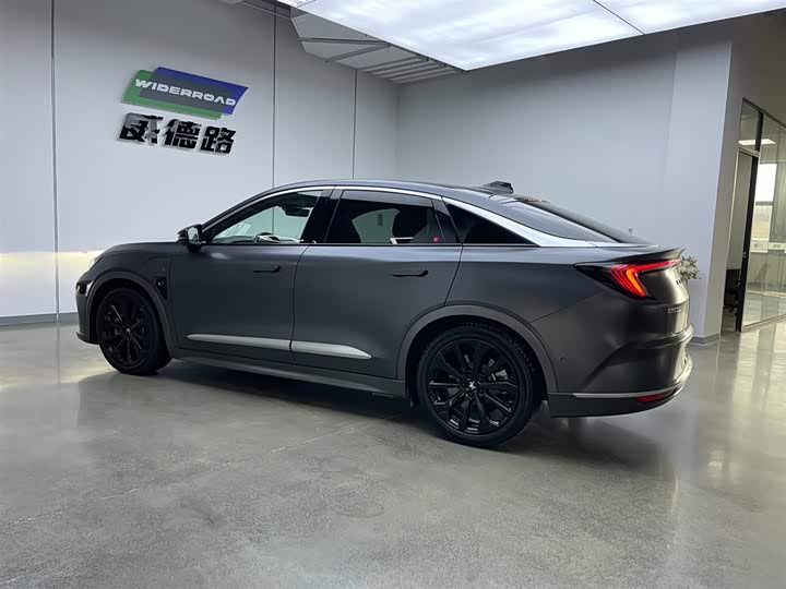 Фото 7 - BAIC Arcfox Alpha S