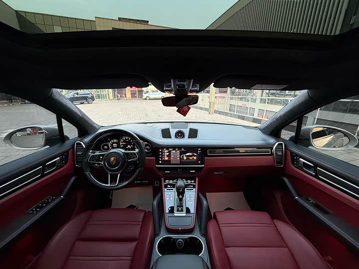 Фото 14 - Porsche Cayenne Hybrid