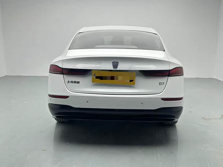 Фото 10 - Roewe D7
