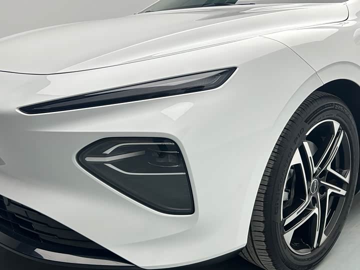 Фото 3 - Roewe D7