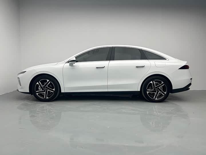 Фото 4 - Roewe D7