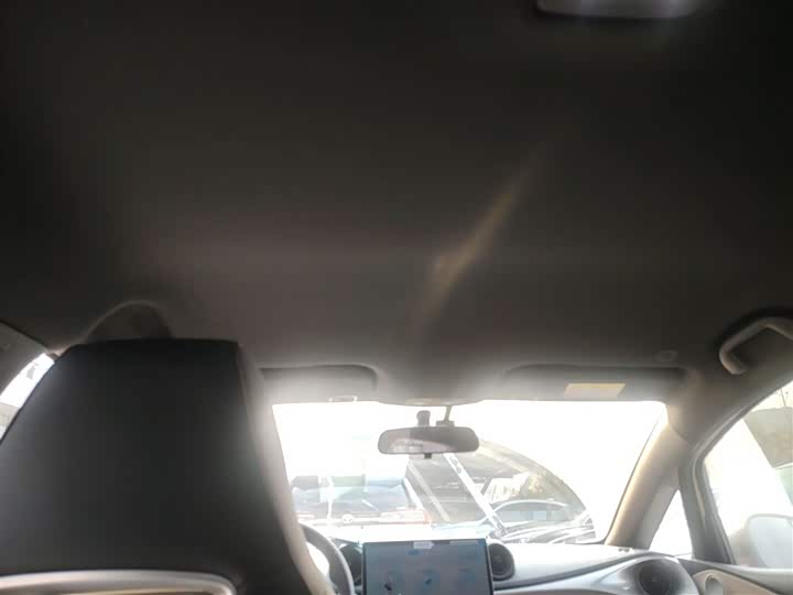 Фото 18 - BYD Dolphin