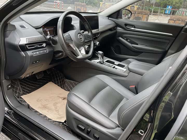 Фото 4 - Nissan Teana