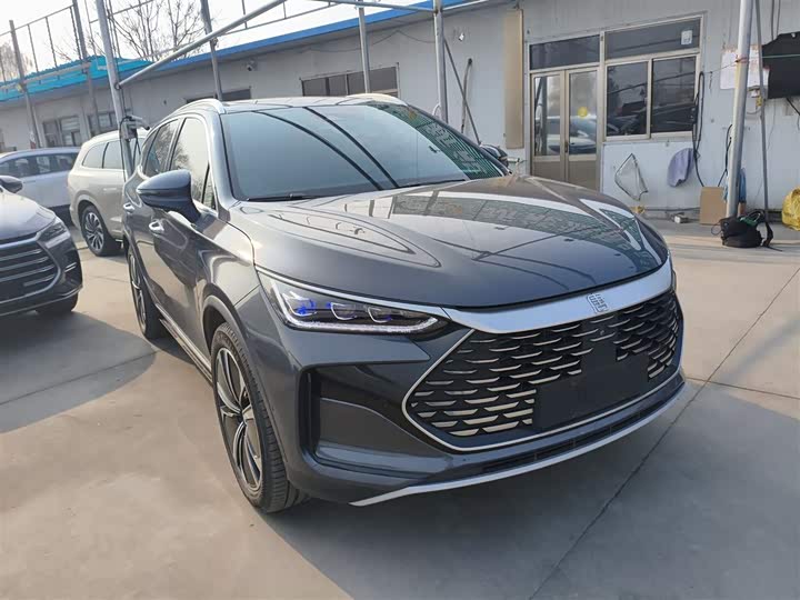 Фото 4 - BYD Tang Hybrid/EV