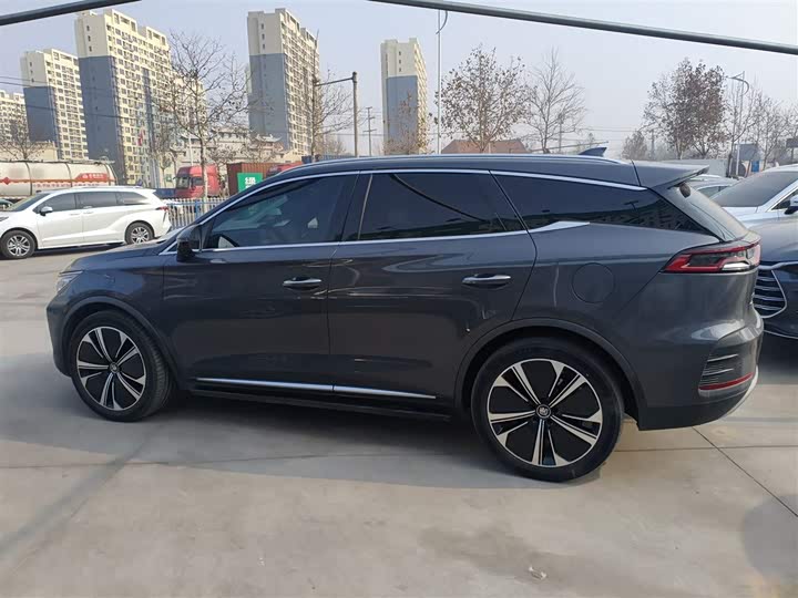 Фото 5 - BYD Tang Hybrid/EV