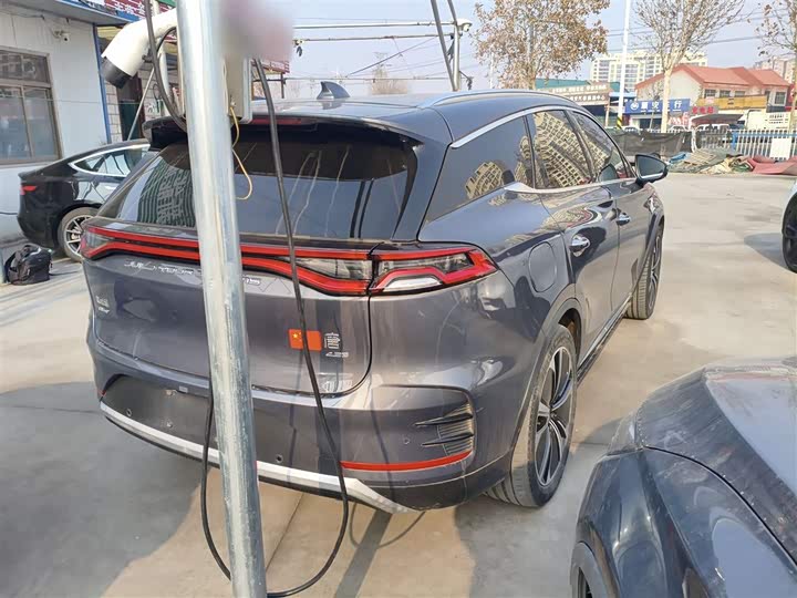 Фото 7 - BYD Tang Hybrid/EV