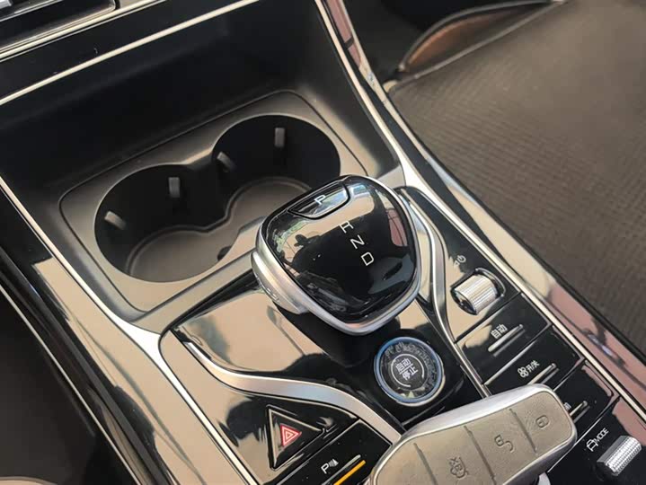 Фото 16 - BYD Qin Plus