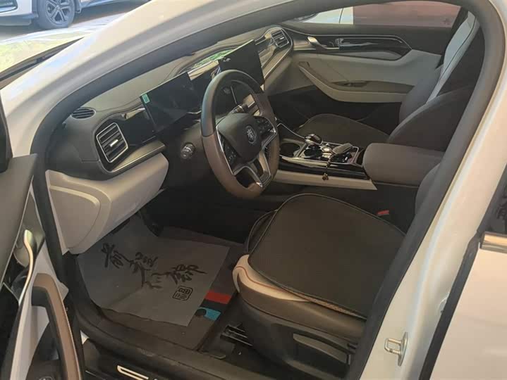 Фото 9 - BYD Qin Plus