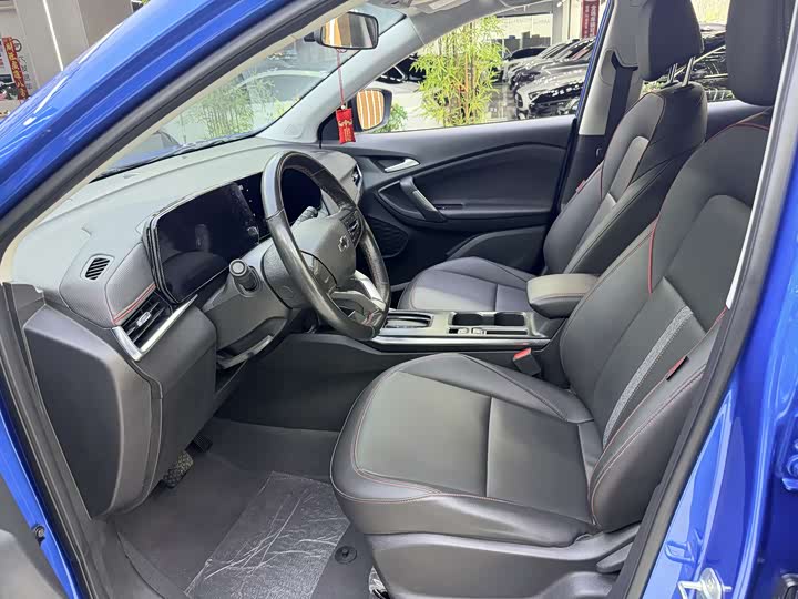 Фото 4 - Chevrolet Tracker