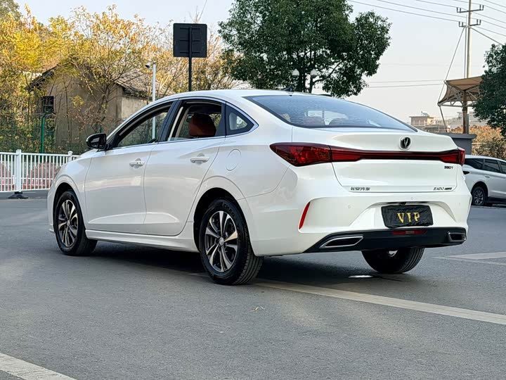 Фото 5 - Changan Eado Plus