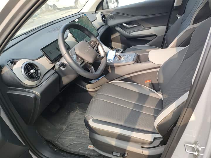 Фото 15 - BYD Sea Lion 05 DM-i Hybrid