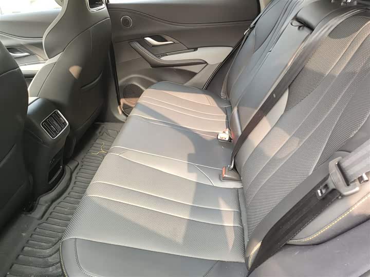 Фото 17 - BYD Sea Lion 05 DM-i Hybrid