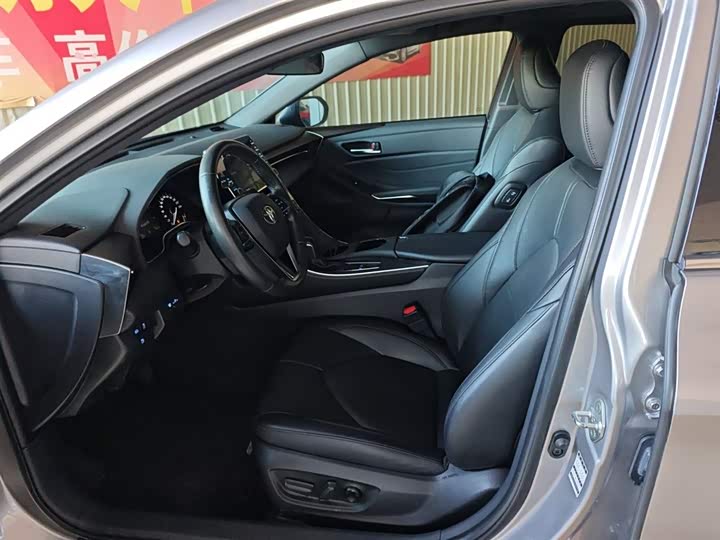 Фото 15 - Toyota Avalon