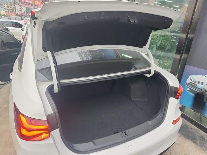 Фото 19 - Chevrolet Monza