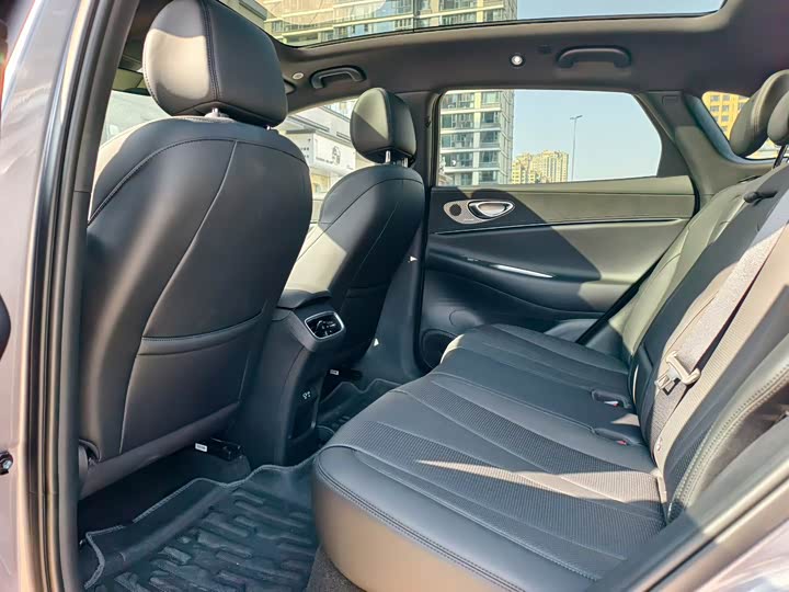 Фото 9 - BYD Sea Lion 06 Hybrid/EV