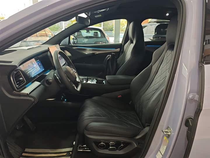 Фото 15 - BYD Sea Lion 07 EV