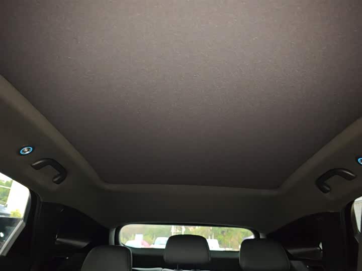 Фото 18 - BYD Sea Lion 07 EV