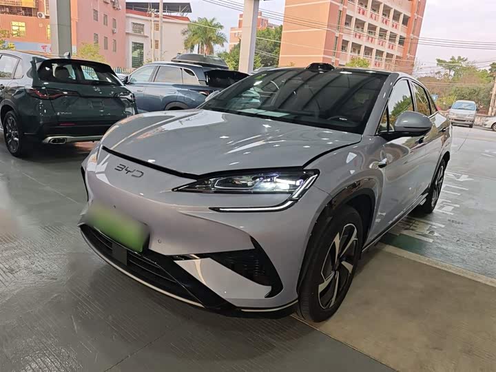 Фото 2 - BYD Sea Lion 07 EV