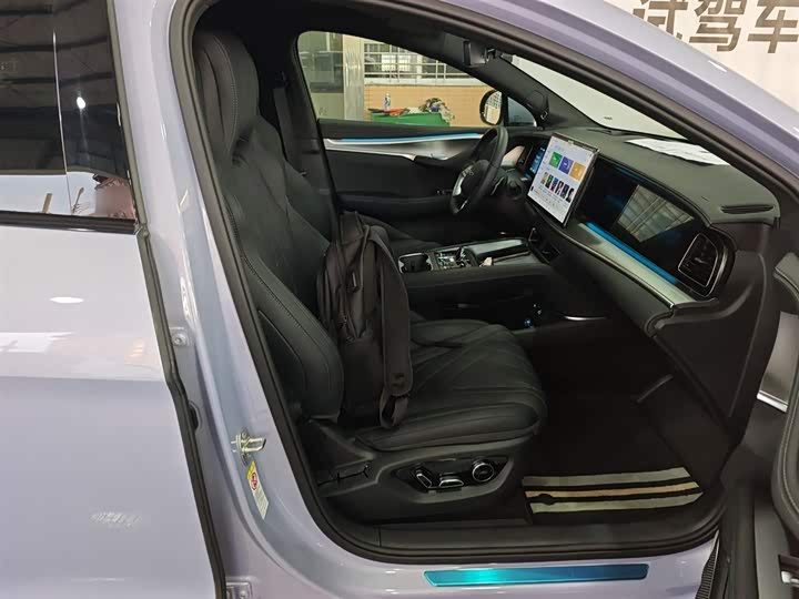 Фото 25 - BYD Sea Lion 07 EV