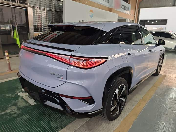 Фото 7 - BYD Sea Lion 07 EV