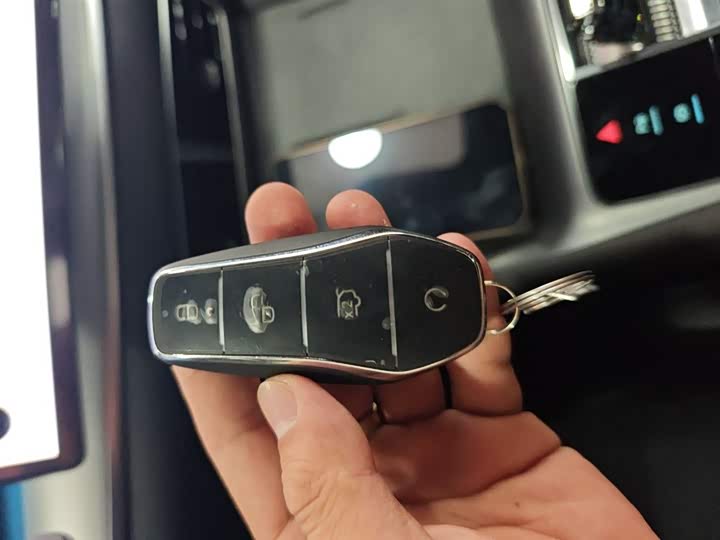 Фото 9 - BYD Sea Lion 07 EV