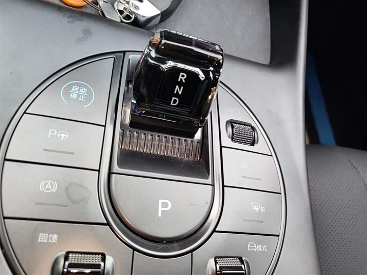 Фото 14 - BYD Seal