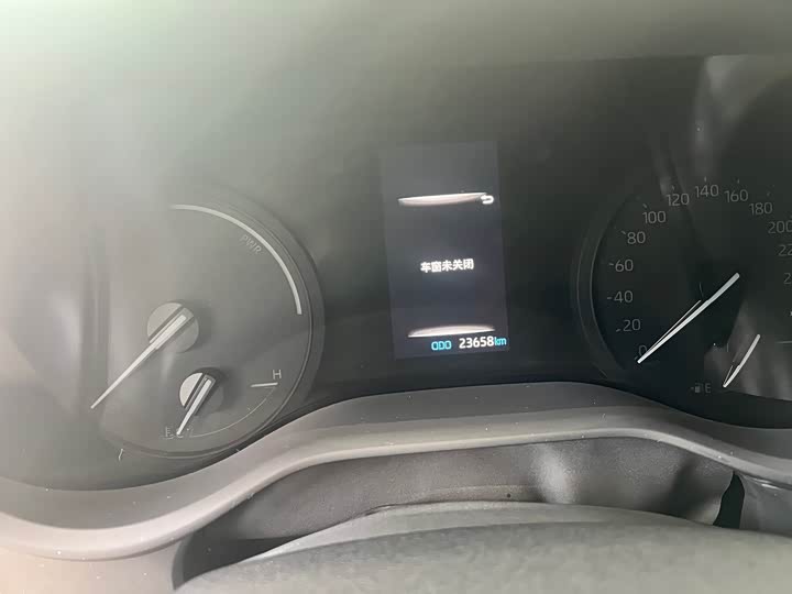 Фото 6 - Toyota Sienna