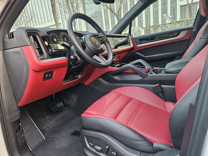 Фото 7 - Porsche Cayenne