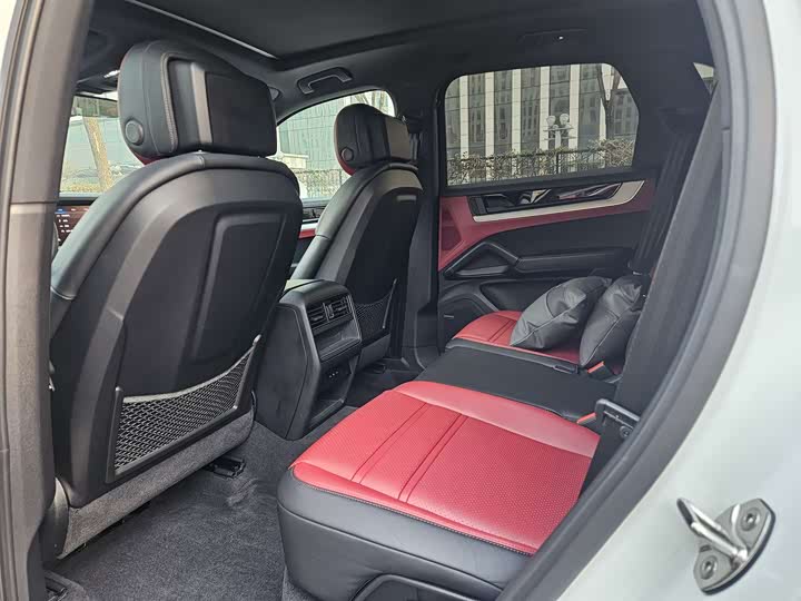 Фото 8 - Porsche Cayenne