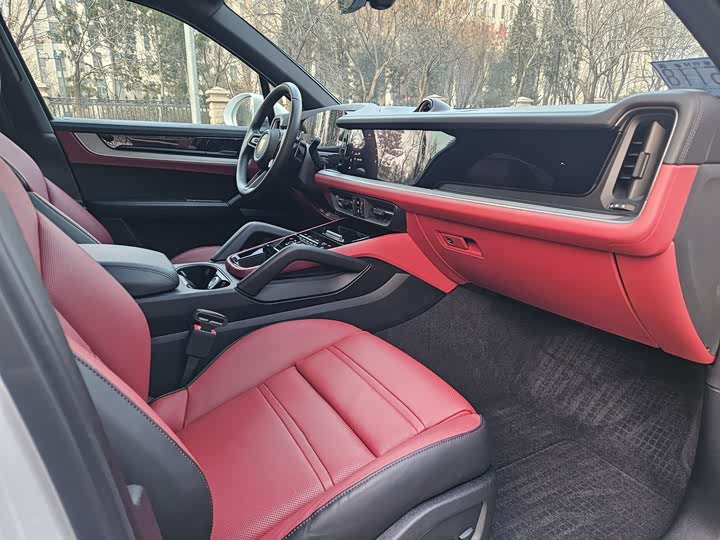 Фото 9 - Porsche Cayenne