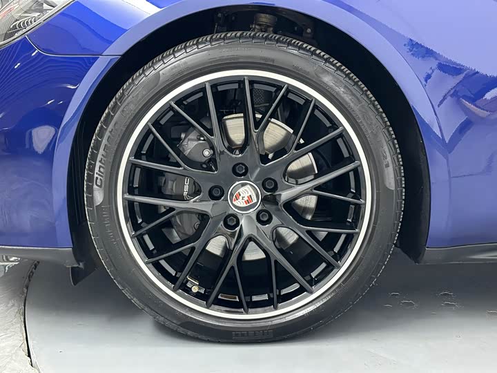 Фото 22 - Porsche Panamera