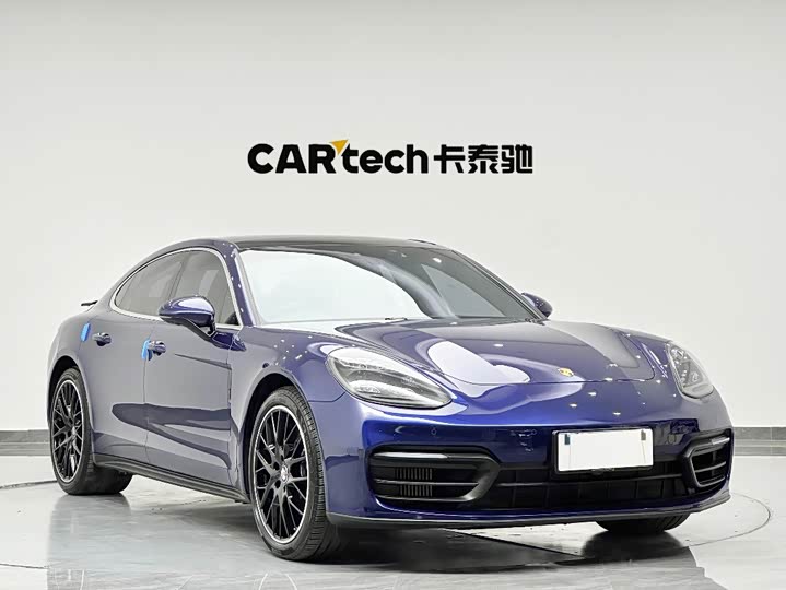 Фото 3 - Porsche Panamera