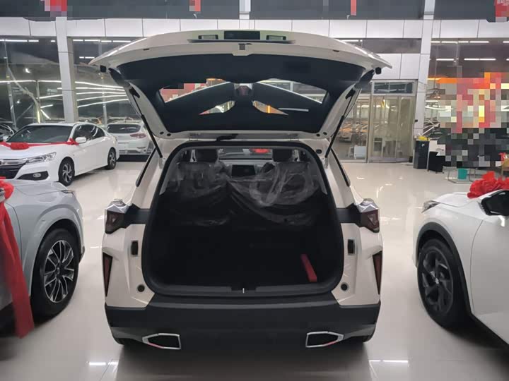 Фото 19 - GAC Trumpchi GS3