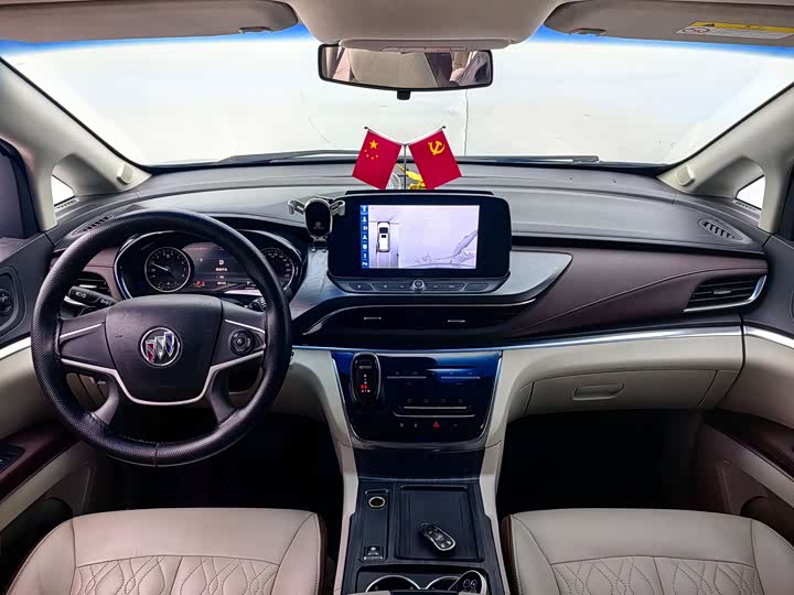 Фото 7 - Buick GL8 ES