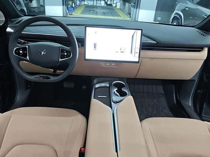 Фото 10 - BAIC Arcfox Alpha T5