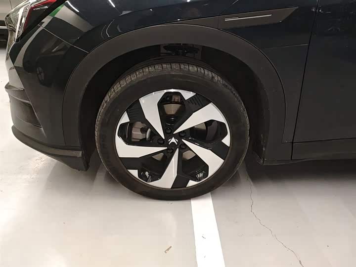 Фото 23 - BAIC Arcfox Alpha T5