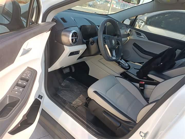 Фото 16 - BYD Yuan Pro