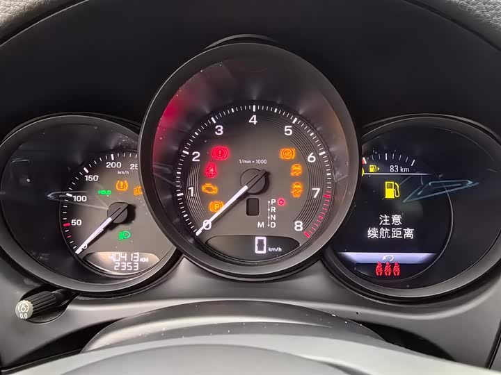 Фото 10 - Porsche Macan