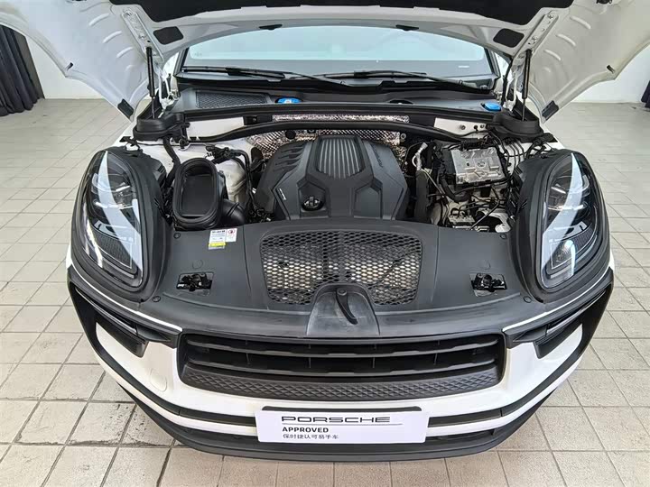 Фото 25 - Porsche Macan