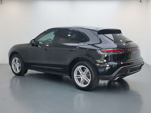 Фото 14 - Porsche Macan