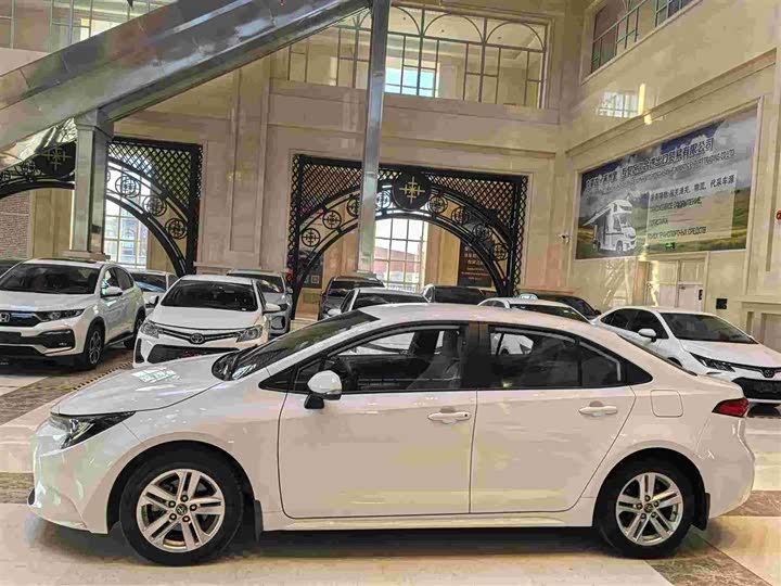 Фото 4 - Toyota Levin