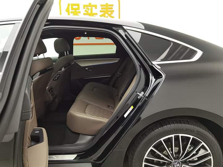 Фото 15 - BYD Han