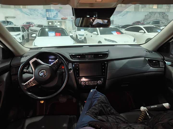 Фото 7 - Nissan X-Trail