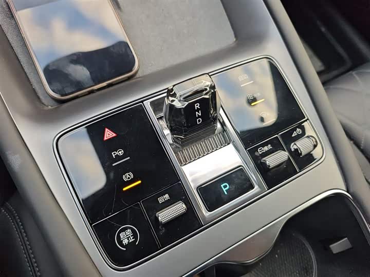 Фото 14 - BYD Sea Lion 07 EV