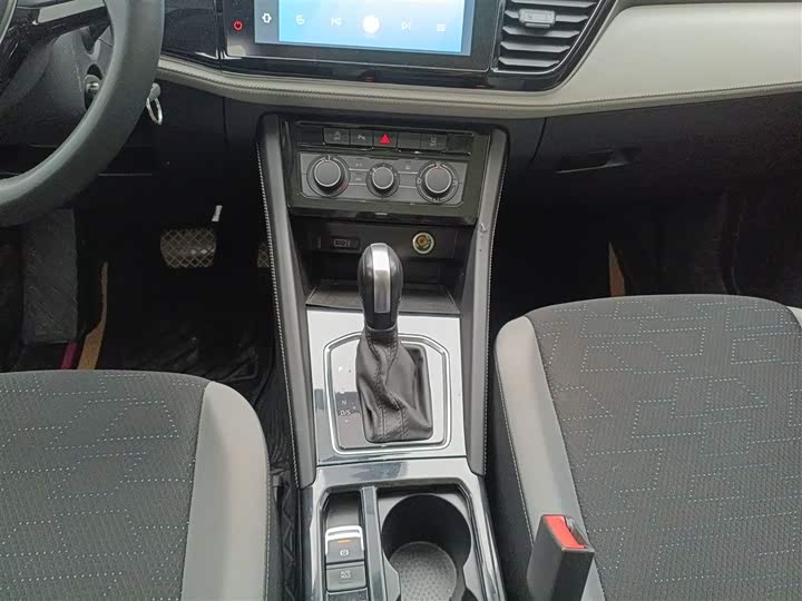 Фото 14 - Jetta VS7