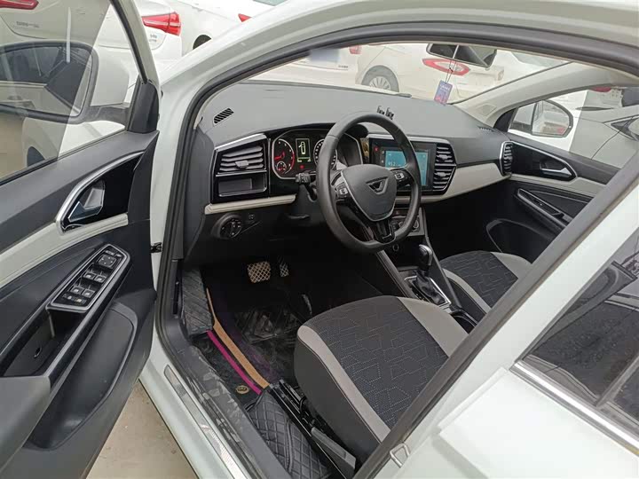 Фото 16 - Jetta VS7