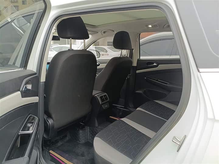 Фото 17 - Jetta VS7