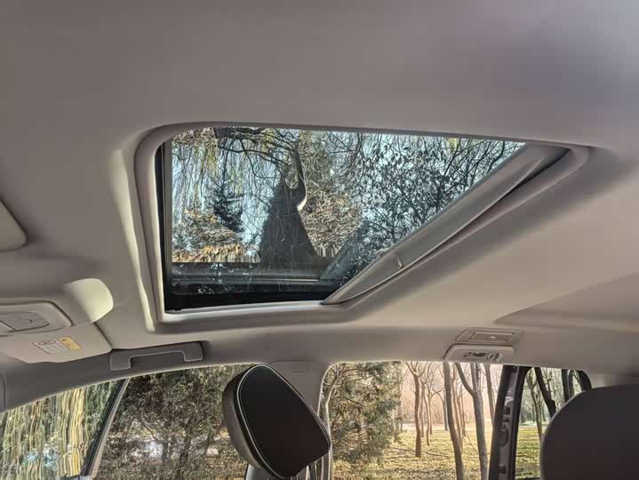 Фото 9 - Buick GL8 ES